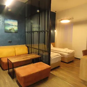2br Loft Near Liberty Square Апартаменты